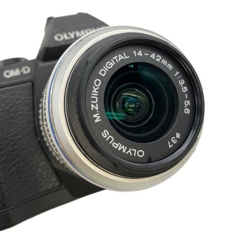 OLYMPUS (オリンパス) ミラーレス一眼カメラ OM-D E-M5
