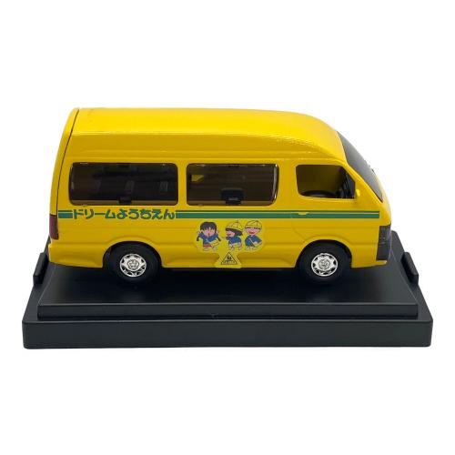 EPOCH (エポック) トヨタハイエース 幼稚園バス モデルカー　1/43