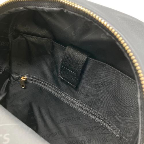 M U SPORTS (エムユースポーツ) デュアルレザービジューロイヤルバックパック 703U2058 ブラック