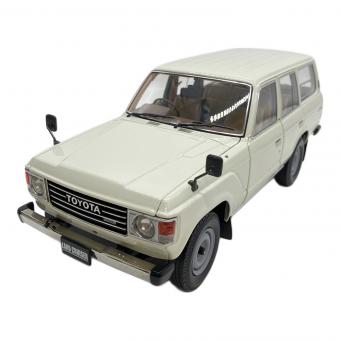 京商 (キョウショウ) KYOSHOオリジナル 1/18 トヨタ ランドクルーザー 60 (ホワイト) モデルカー