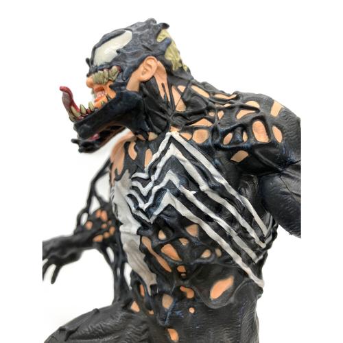 ダイアモンドセレクト マーベル VENOM ヴェノム フィギュア