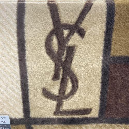 Yves Saint Laurent (イヴサンローラン) ニューマイヤー毛布