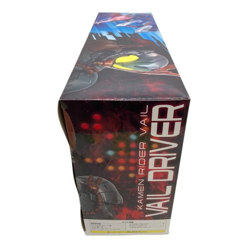 BANDAI　バンダイ　仮面ライダーリバイス (カメンライダーリバイス) DXベイルドライバー&デストリームドライバーユニット