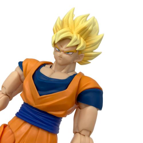 BANDAI バンダイ　s.h.figuarts　ドラゴンボールZ　スーパーサイヤ人　孫悟空