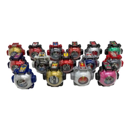 BANDAI バンダイ　仮面ライダー レジェンドライダーゴーストセット