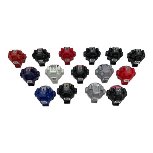 BANDAI バンダイ　仮面ライダー レジェンドライダーゴーストセット