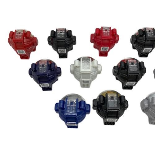 BANDAI バンダイ　仮面ライダー レジェンドライダーゴーストセット