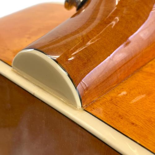 EPIPHONE (エピフォン) Dove Studio Violinburst