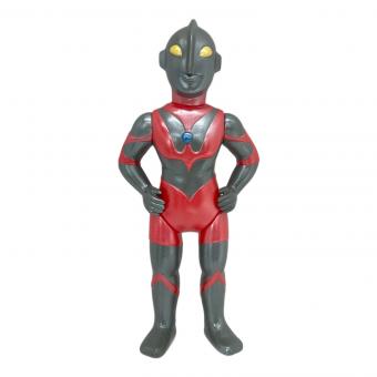 ブルマァク　ウルトラマンシルバー 黄色目 ダークグレー ソフビフィギュア