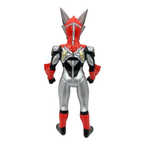 ブルマァク ウルトラマンロッソ ソフビフィギュア