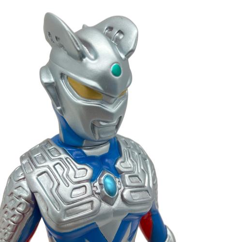 ブルマァク ウルトラマンゼロ 赤成型 銀&青塗装 ソフビフィギュア
