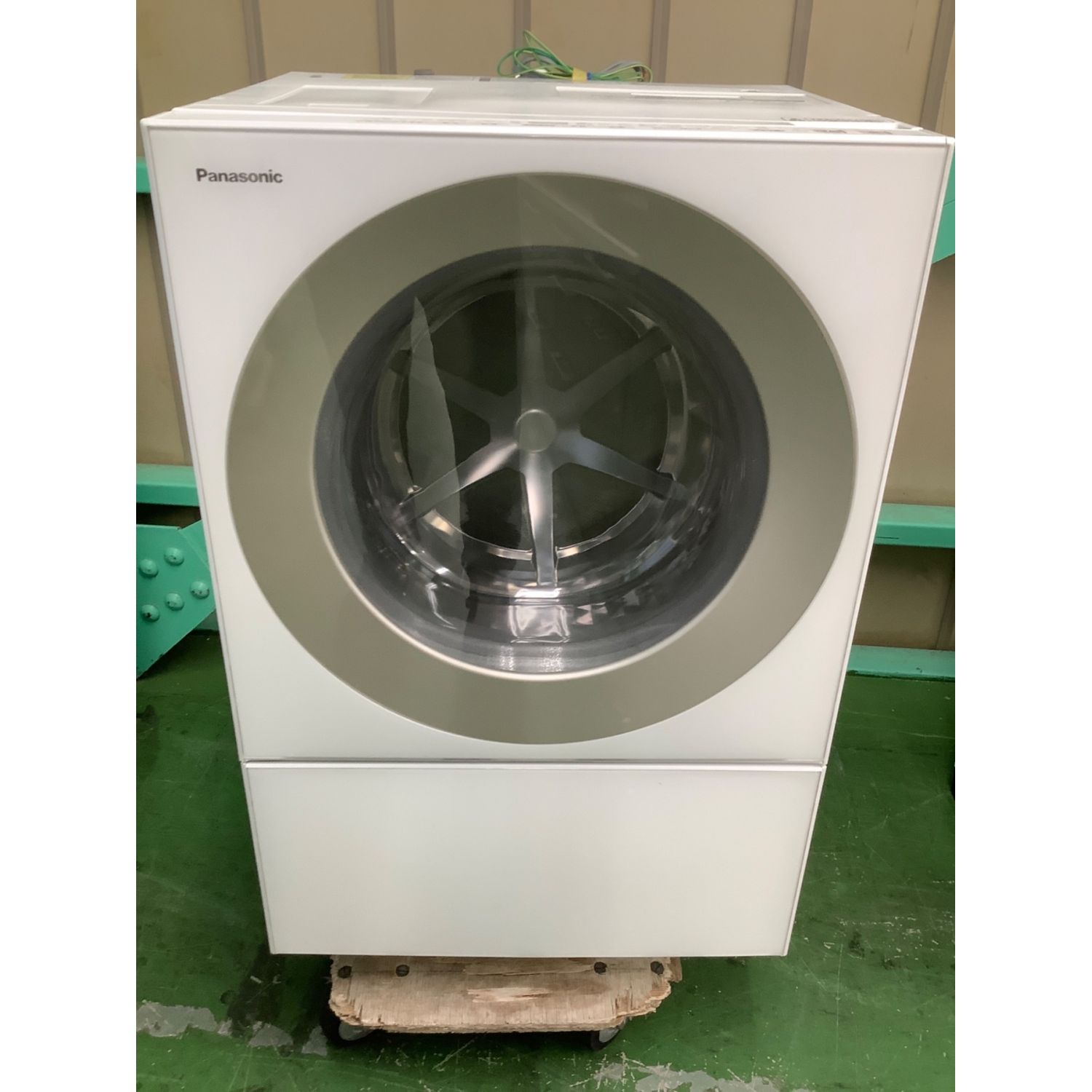 パナソニックPanasonic NA-VG720L-Nドラム式洗濯機