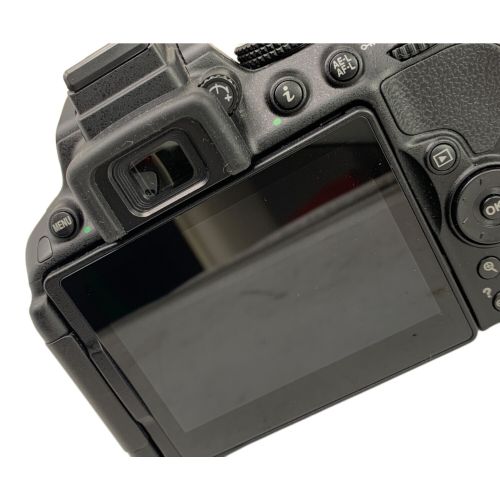 Nikon (ニコン) デジタル一眼レフカメラ 2013年モデル D5300 2416万画素 APS-C 専用電池 SDXCカード対応 2334139