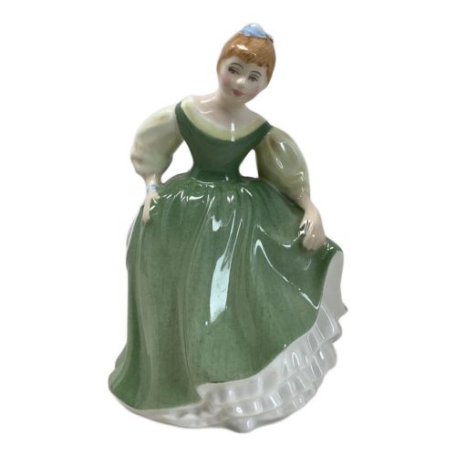 ROYAL DOULTON (ロイヤルドルトン) フィギュリン FAIR MAIDEN 1966発売