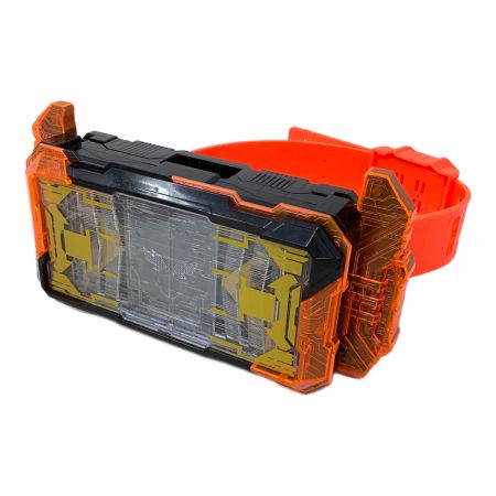 希少 非売品 仮面ライダー ガッチャード DXガッチャードライバー 店頭