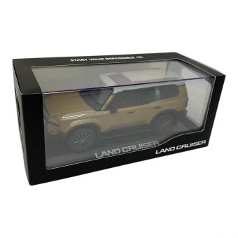 ミニカー ランドクルーザー 1/30スケール 2ZC サンド×ライトグレー
