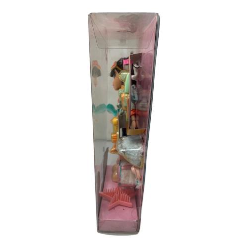 BRATZ SLUMBER PARTY JADE（ジェイド）人形 セット