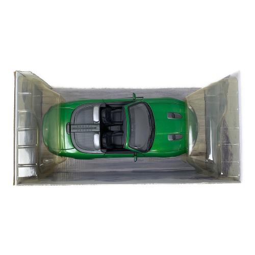 モデルカー 1/18 JAGUAR XKR ROADSTER(グリーン) 007
