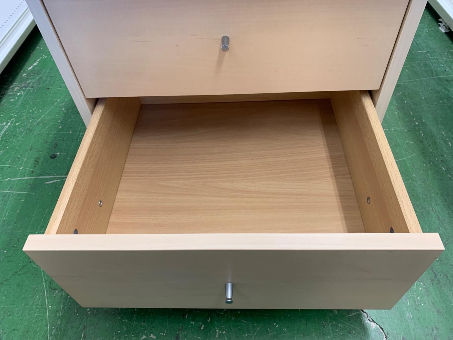 BoConcept (ボーコンセプト) ナイトテーブル ナチュラル 275 2段