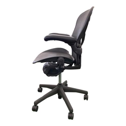 Herman Miller (ハーマンミラー) ワークチェアー ブラック クラシック グラファイトベース クッション劣化 32 AE123AWB