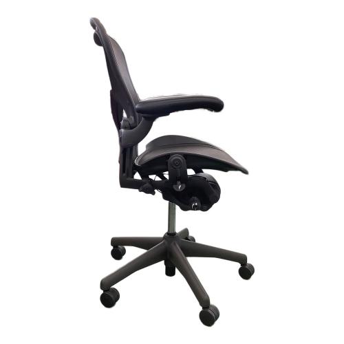 Herman Miller (ハーマンミラー) ワークチェアー ブラック クラシック グラファイトベース クッション劣化 32 AE123AWB