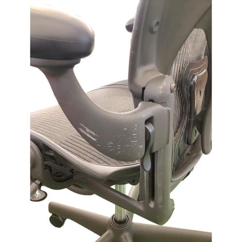 Herman Miller (ハーマンミラー) ワークチェアー ブラック クラシック グラファイトベース クッション劣化 32 AE123AWB