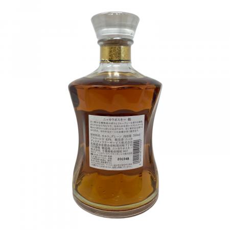 ニッカ 鶴 ウィスキー 700ml｜トレファクONLINE