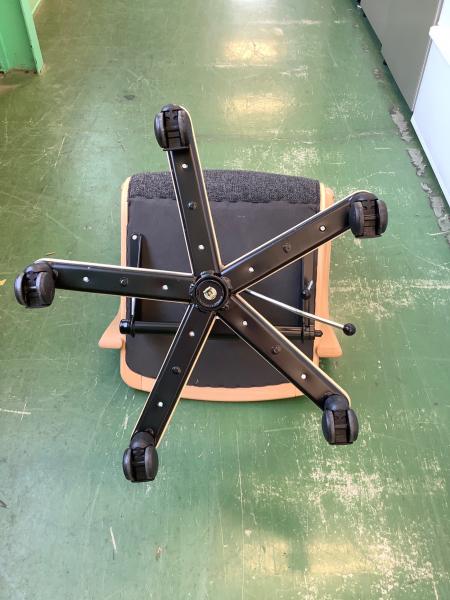 karimoku (カリモク) デスクチェア ポール・グレ×ピュアビーチ 54