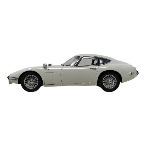AUTOart (オートアート) モデルカー Toyota 2000GT WIRE SPOKE WHEELS 1:18