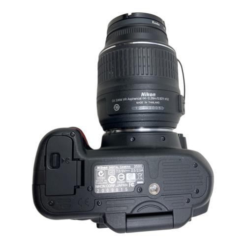 Nikon (ニコン) デジタル一眼レフカメラ D5000 レンズ:NIKKOR AF-S 18-55mm  ※画面ヤケ有