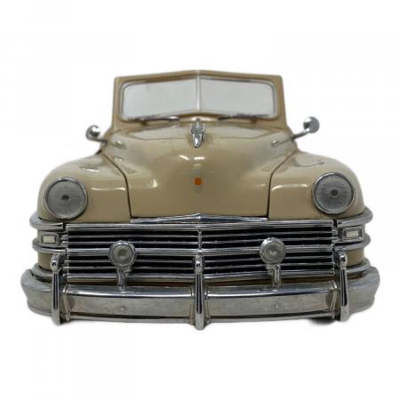 Town&Country (タウンアンドカントリー) ダイキャストカー CHRYSLER