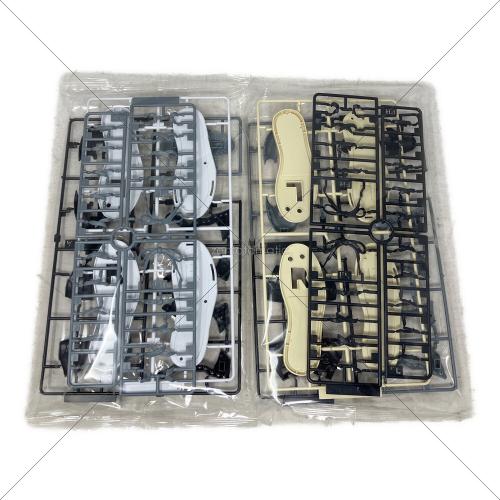 BANDAI（バンダイ）NIKE AIR JORDAN 1 HIGH 85 SHADOW AND REVERSE SHADOW MODEL KIT プラモデル