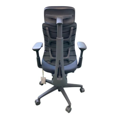 LiberNovo Omni 電動ワークチェア 500N オットマン付 2026年モデル