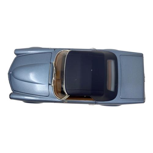 Mercedes Benz (メルセデスベンツ) 230 SL ダイキャストカー ホライゾンブルー