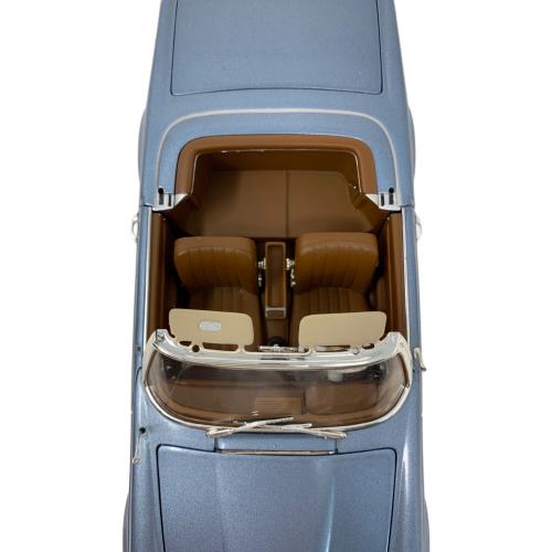 Mercedes Benz (メルセデスベンツ) 230 SL ダイキャストカー ホライゾンブルー