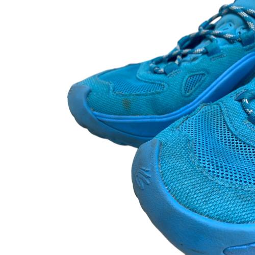 UNDER ARMOUR (アンダーアーマー) バスケットボールシューズ 6007670 419 カリー13 メンズ SIZE 27.5cm スカイブルー