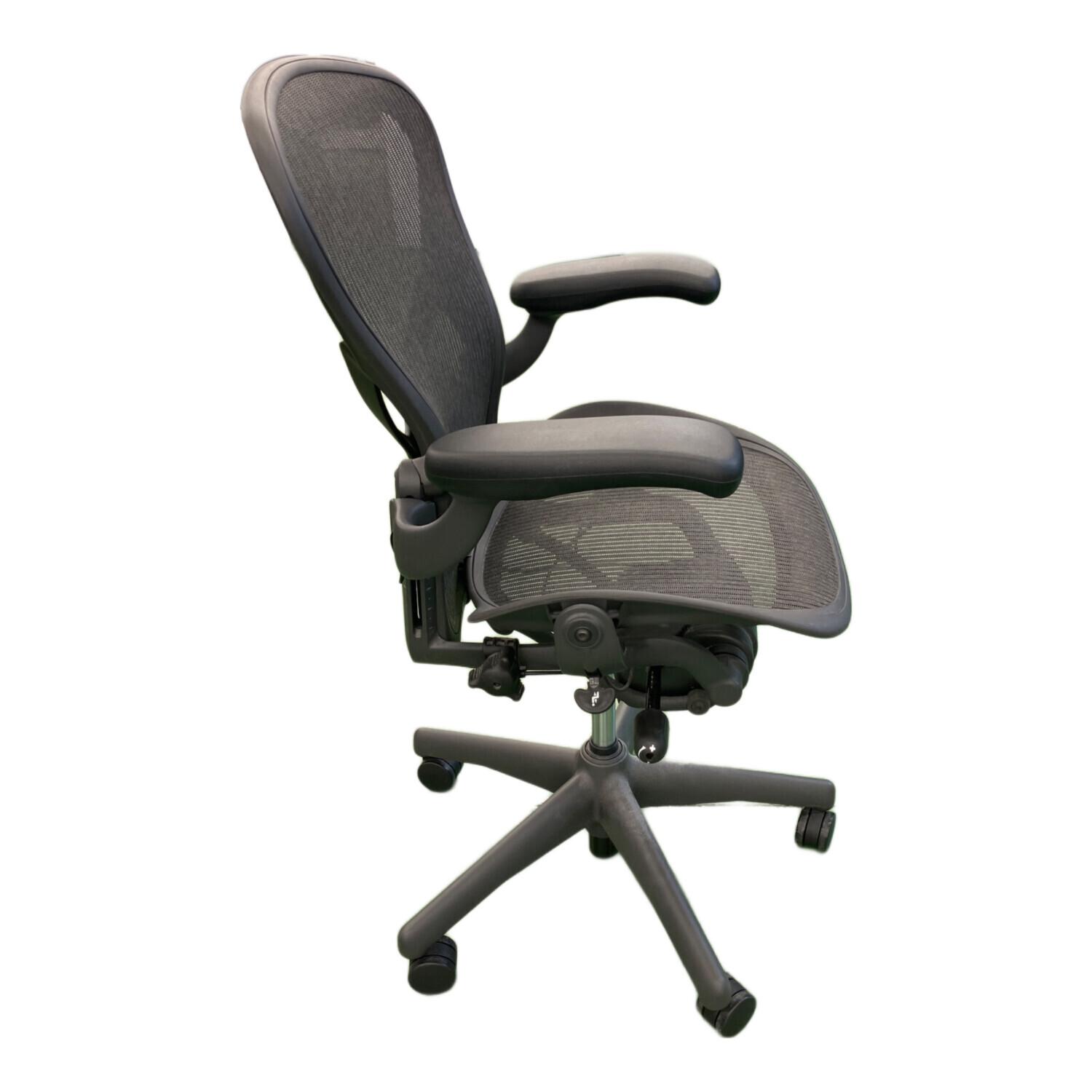 Herman Miller (ハーマンミラー) アーロンチェア クラシックモデル