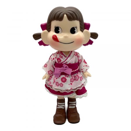 ペコちゃん (ペコチャン) キャラクターグッズ 人形 着物ドレス
