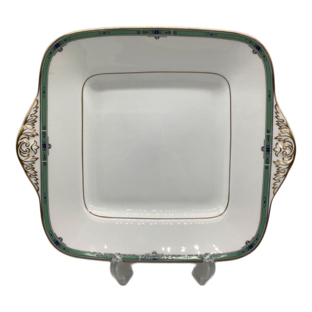 Wedgwood (ウェッジウッド) B&Bプレート 黒壷 英国製 24×27.5cm