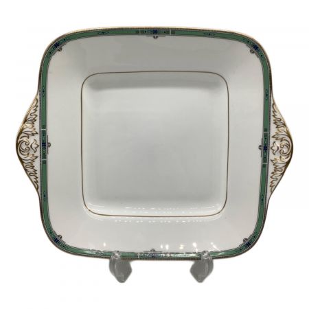 Wedgwood (ウェッジウッド) B&Bプレート 黒壷 英国製 24×27.5cm