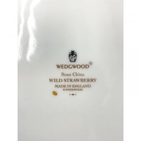 Wedgwood (ウェッジウッド) スクエアプレート ワイルドストロベリー