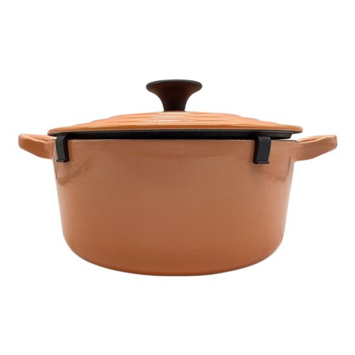 LE CREUSET (ルクルーゼ) 両手鍋