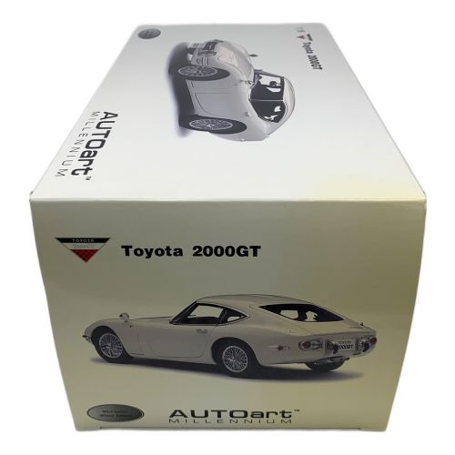 AUTOart (オートアート) ミニカー 箱ヤケ有 Toyota 2000GT