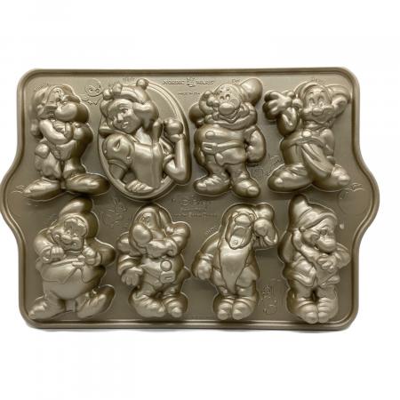 NORDIC WARE 白雪姫と七人のこびと ケーキパン ✨未使用品✨ 1003005724635003_02_3041.jpeg