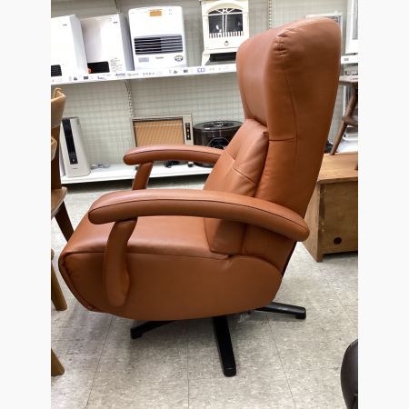 ヤマダオリジナル 電動パーソナルチェア　中古品 YAMADA (ヤマダ) 電動パーソナルチェア ブラウン 1人掛け 半革