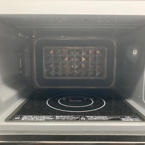 TOSHIBA (トウシバ) 電子レンジ 134 ER-S17Y 2023年製 900W 庫内フラット 50Hz／60Hz