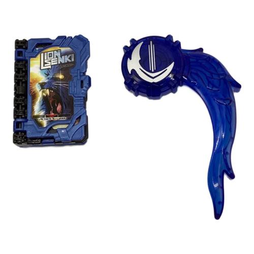 仮面ライダーセイバー (カメンライダーセイバー) 仮面ライダー キングライオン大戦記付 DX聖剣ソードライバー 完全なりきりセット