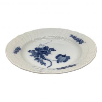 ROYAL COPENHAGEN (ロイヤル・コペンハーゲン) プレート 20cm ブルーフラワー・カーブ