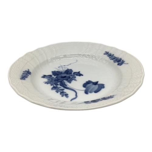 ROYAL COPENHAGEN (ロイヤル・コペンハーゲン) プレート 20cm ブルーフラワー・カーブ