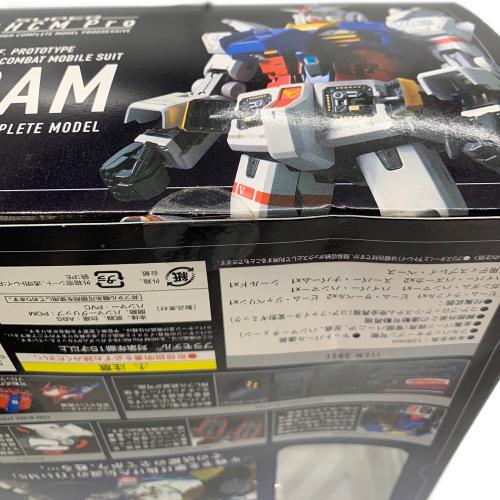BANDAI 機動戦士ガンダム SUPER HCM Pro 1/144 RX-78-2ガンダム